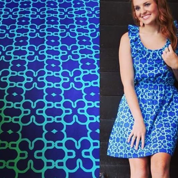 Dresses & Skirts - Ruffle Scoop Neck Dress